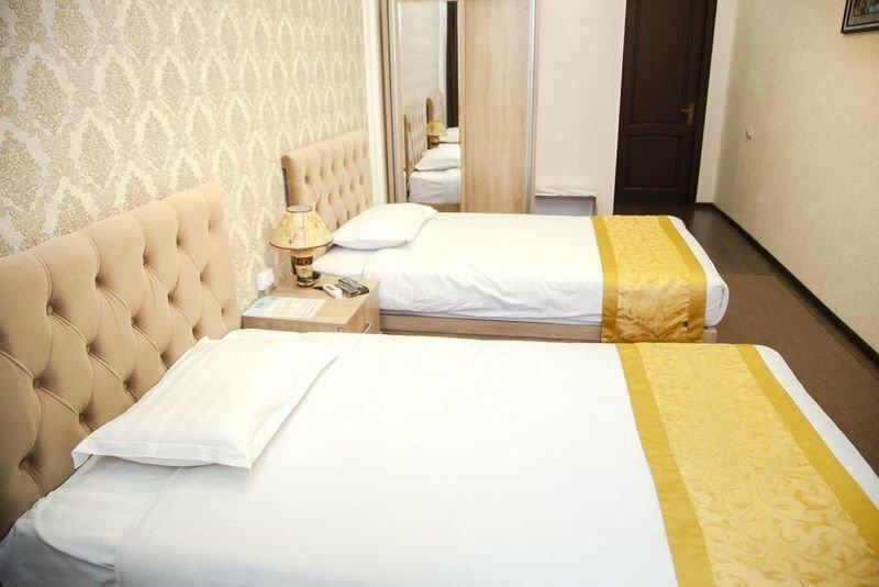 Wantong Hotel Tashkent Bagian luar foto