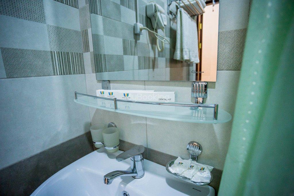 Wantong Hotel Tashkent Bagian luar foto