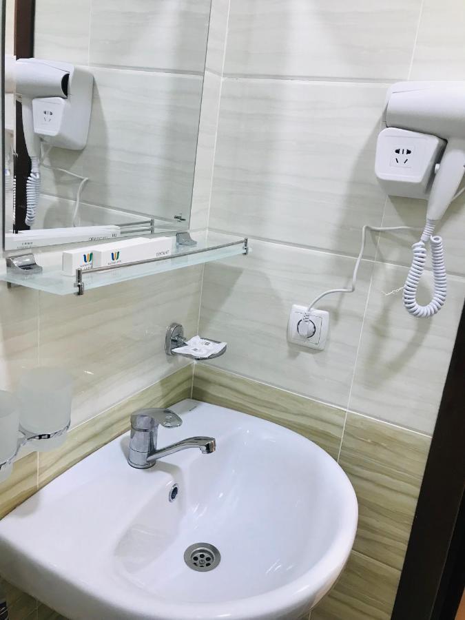Wantong Hotel Tashkent Bagian luar foto